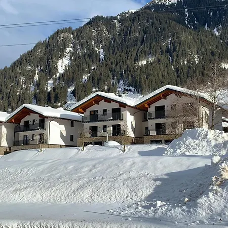 Graceful In With Sauna Chalet *